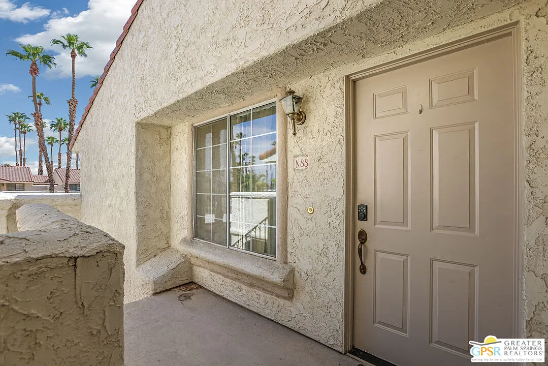 2 bed, 2.0 bath, 1175 sqft, $2,800 — Photo 2