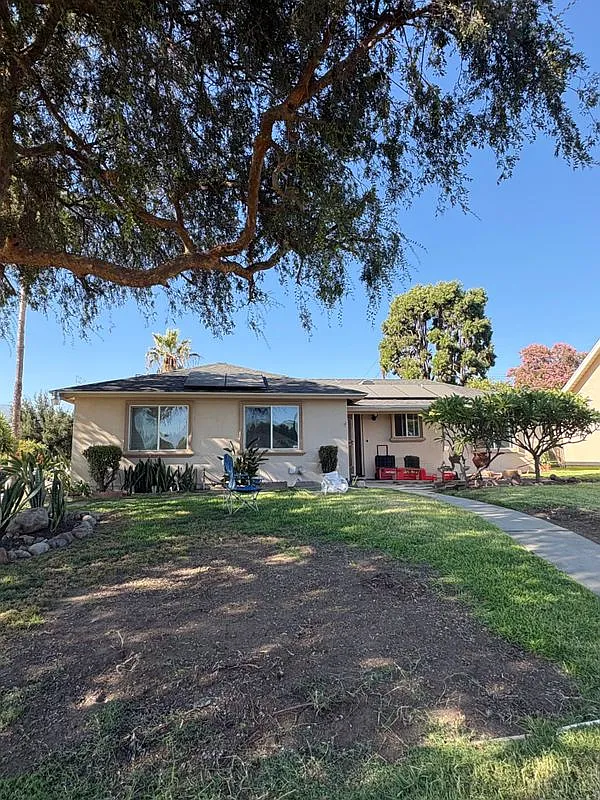 4 bed, 2.0 bath, 1148 sqft, $4,200 — Photo 1