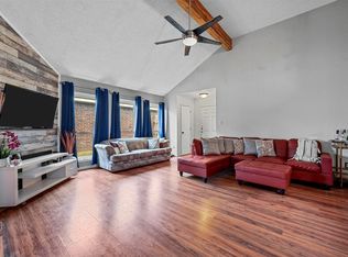 6808 Cuculu Dr, Fort Worth, TX 76133