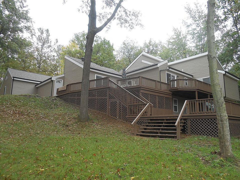 995 Woodlawn