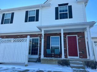 1402 Riversedge Dr #54, Saline, MI 48176