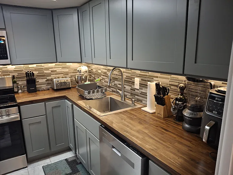 1257 Drew St #1 — Photo 5