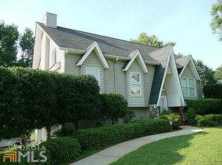 2779 William Cir, Dacula, GA 30019