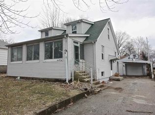 1410 Catherine St, Pekin, IL 61554