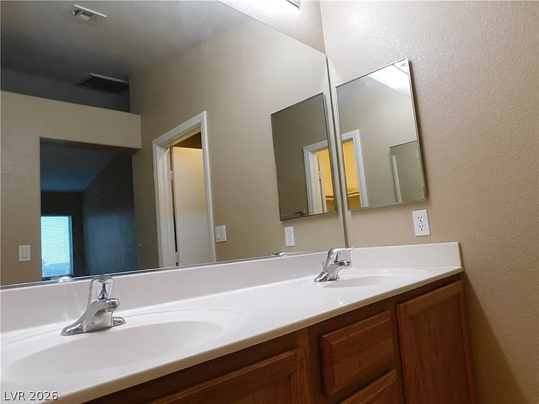 5275 Railroad River Ave — Photo 17