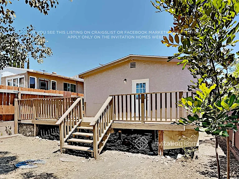 10027 Marcus Ave — Photo 18