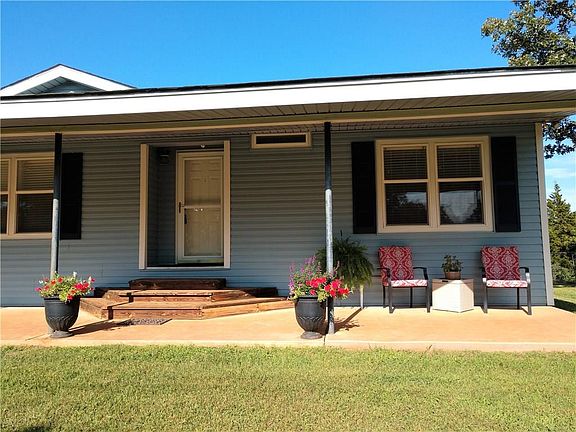 2nd image of 10215 Dare Ln