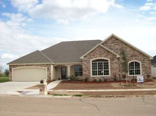 211 Iron Gate, Victoria, TX 77904