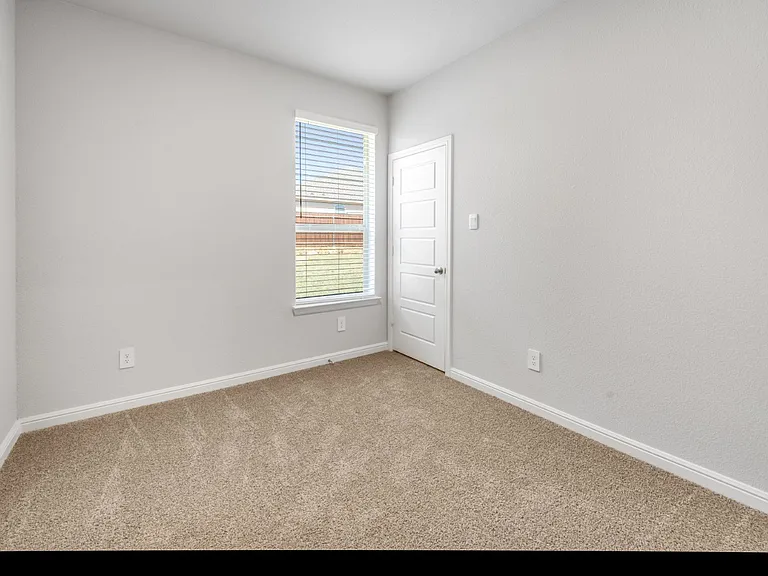 1210 Rockwater Dr — Photo 13