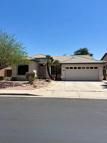 1083 W Aspen Ave Photo 1