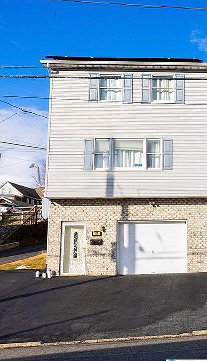 1st image of 326 Chestnut St