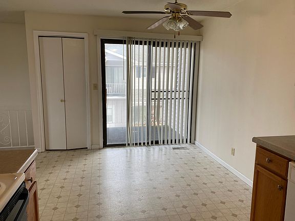 Slider to balcony from kitchen