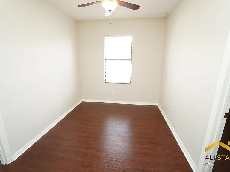 401 Savannah Preserve Loop — Photo 14