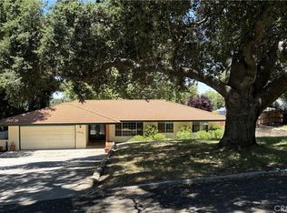 4050 Del Rio Rd, Atascadero, CA 93422