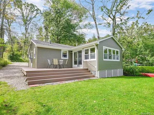 60 Ashford Lake Drive, Ashford, CT 06278