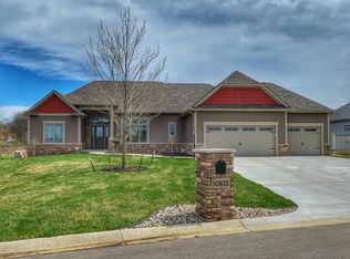 50632 Stonecutter Dr, Granger, IN 46530