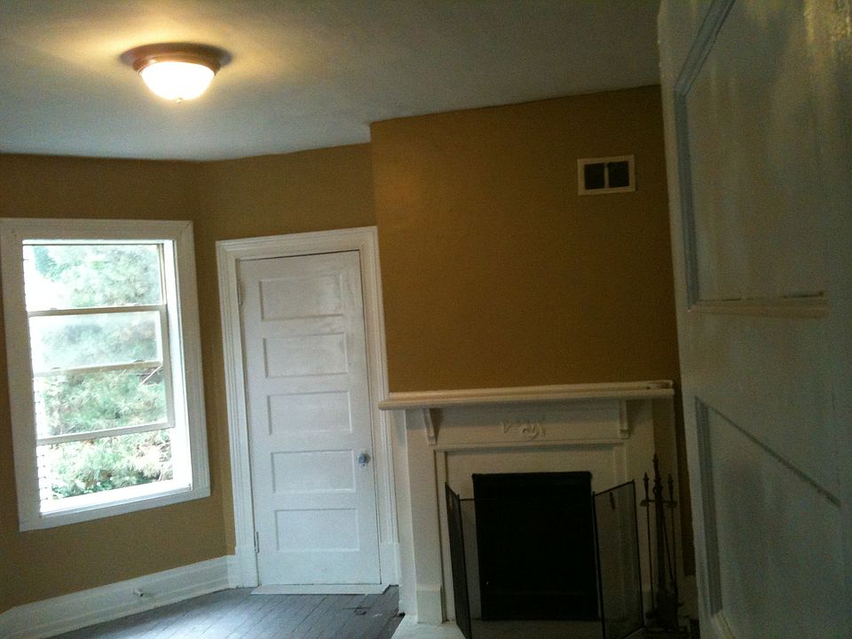 Building Photo 3