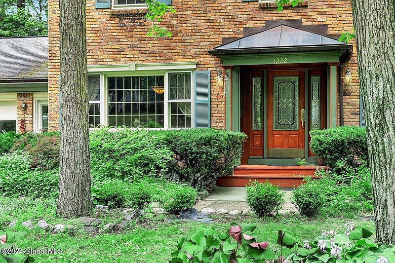 4th image of 1222 Sandra Lane