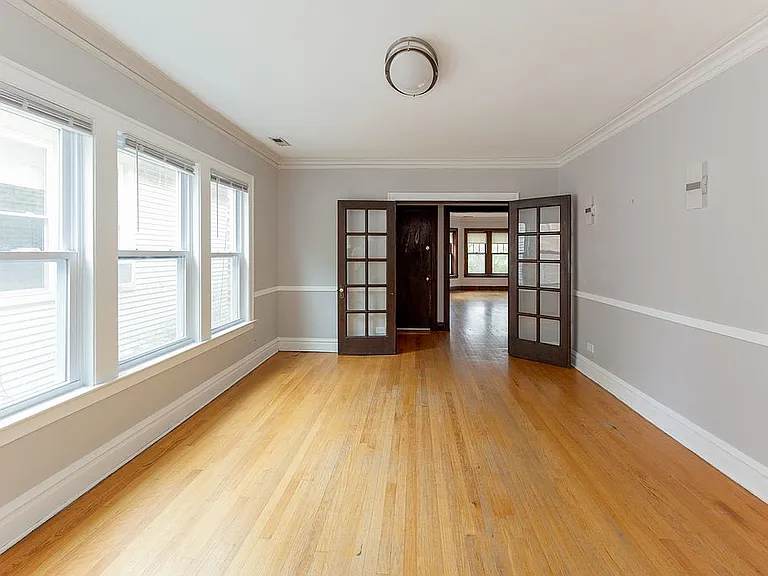 1836 W Byron St #1 — Photo 2