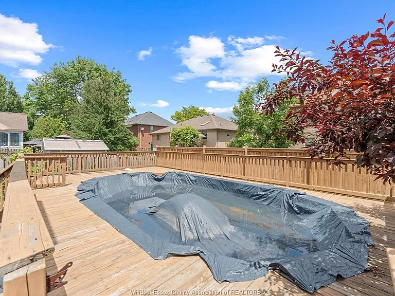 5740 Wayne St — Photo 36