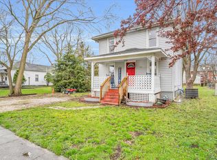 503 S 2nd St, Fisher, IL 61843