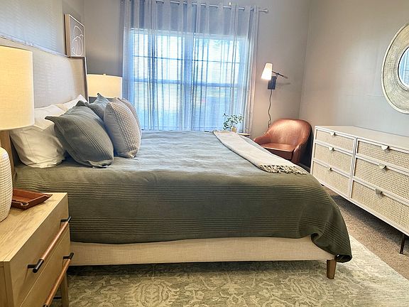 5th image of 2700 Cowan Blvd #333
