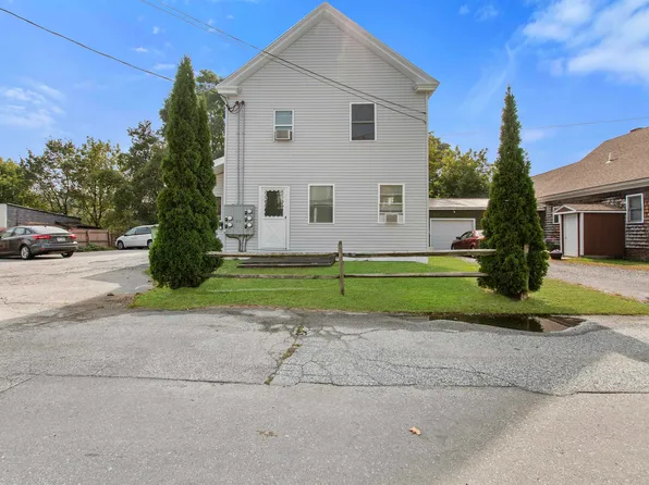 12 Briggs Street, Claremont, NH 03743