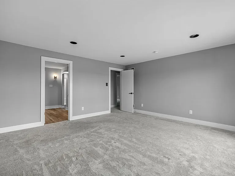 101 Brosville St — Photo 35