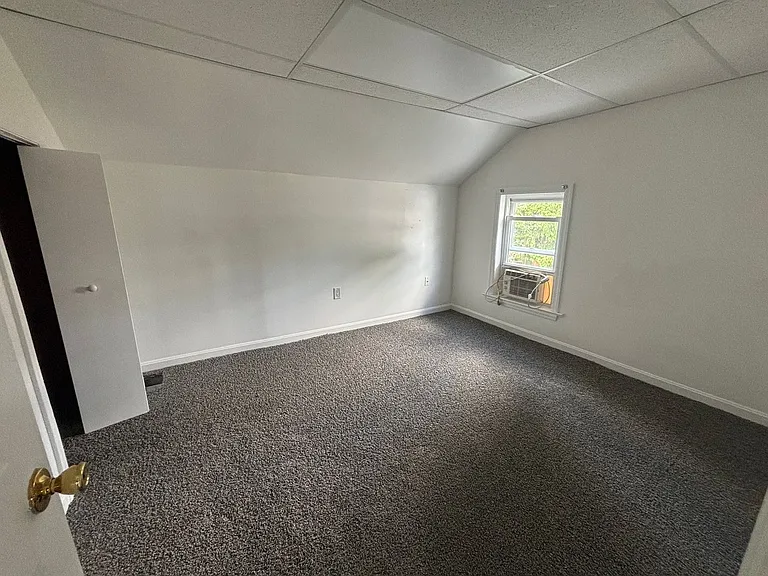 37 Rural Ave — Photo 9