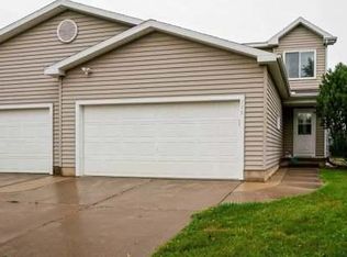 793 Sky Ridge Dr, Madison, WI 53719