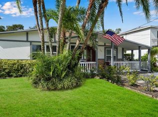 320 Crystal Beach Ave, Crystal Beach, FL 34681