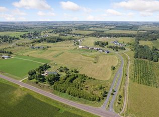 749 165th St, Hammond, WI 54015