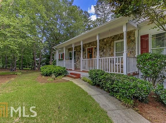 3rd image of 55 Little Creek Dr