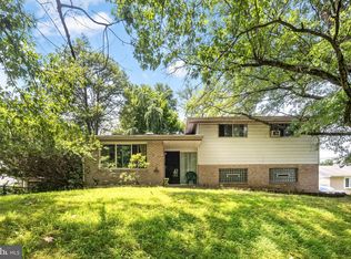 6348 Henry Ave, Philadelphia, PA 19128