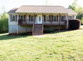 2482 Piney Grove Rd, Rice, VA 23966