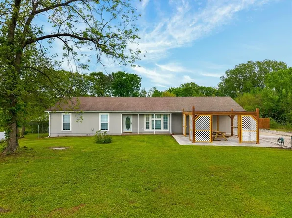 429 NW 1601st Rd, Kingsville, MO 64061