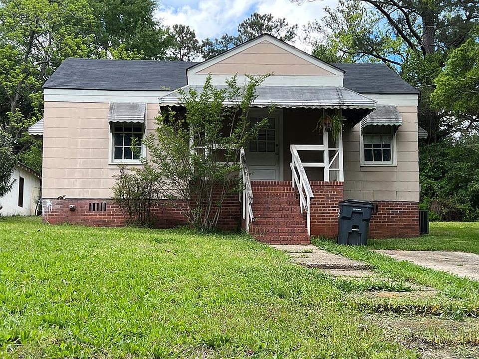 1st image of 411 Brook St