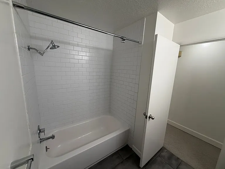 286 Paulette Way — Photo 9