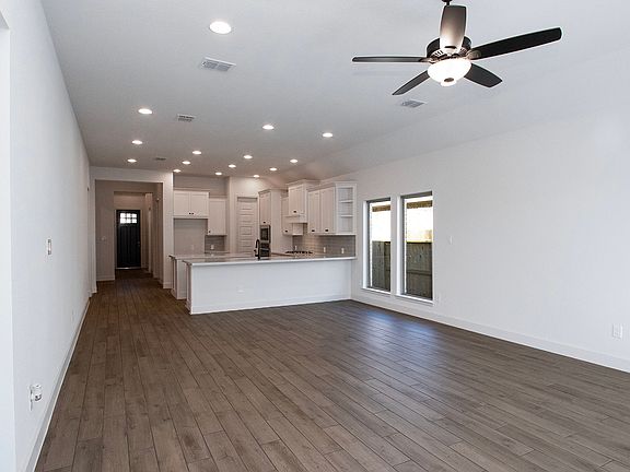 2nd image of 8516 International Falls Dr