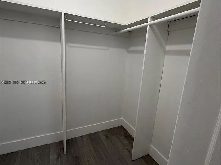 324 Surfside Blvd #7 — Photo 8