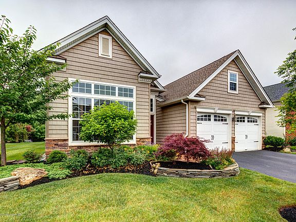 2nd image of 105 Campbell Ct