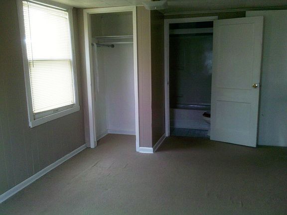 Large Bedroom 