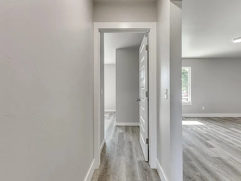 1101 N Fretz Ave #200 — Photo 15