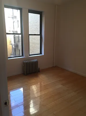 Rented by Goldfarb Properties | media 4