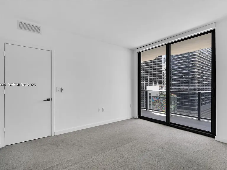 45 SW 9th St #2204 — Photo 17