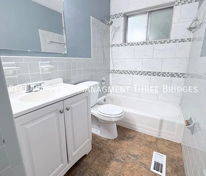 7025 Richwood Ln — Photo 14