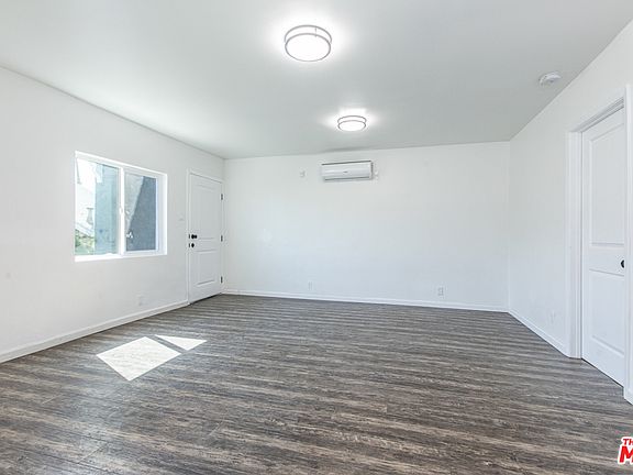 2nd image of 2632 Arvia St #1