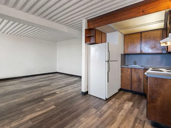 165 SE Buff St APT 12, Madras, OR 97741