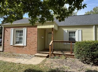 121 Donnelly Dr, Anderson, IN 46011