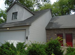 615 N 4th St, Manhattan, KS 66502